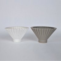 简约现代陶瓷花瓶 灰/白色创意波浪条纹造型花瓶 创意家居装饰摆设花瓶OH074-8366-58G2