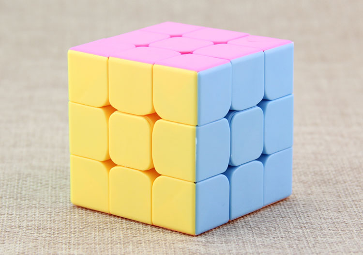 糖果色三阶魔方展示盒装 益智顺滑魔方比赛 科教智力魔方玩具3