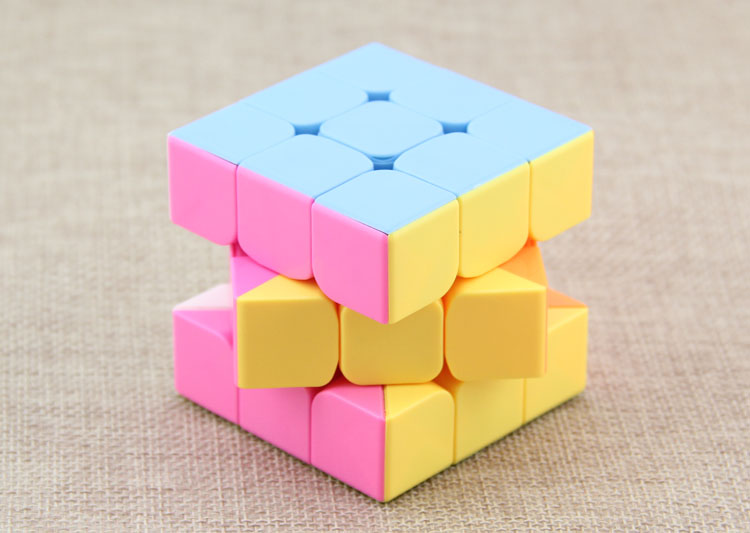 糖果色三阶魔方展示盒装 益智顺滑魔方比赛 科教智力魔方玩具6
