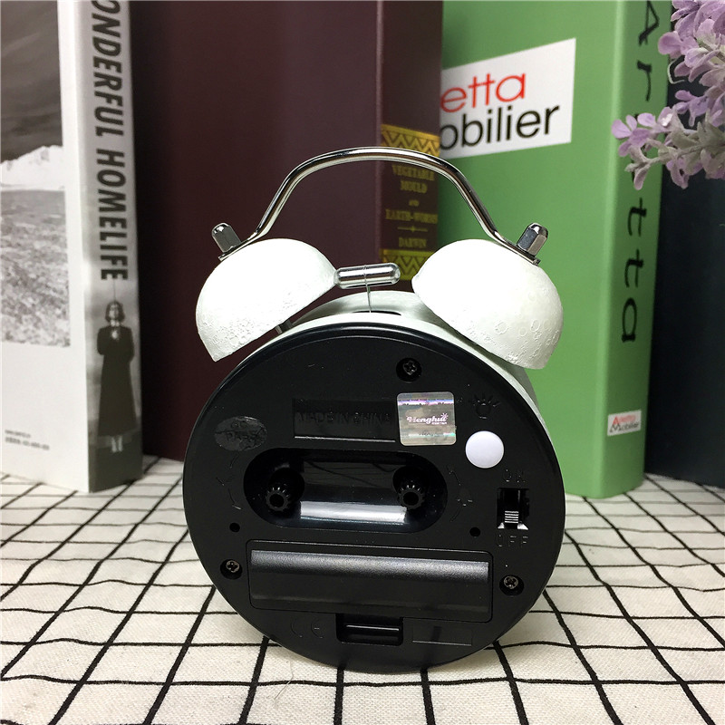 简约白色做旧静音床头打铃钟闹钟 桌面个性创意时钟4