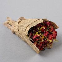 3号报纸把束 12号玫瑰（莲花盆 4个角）报纸+绢布