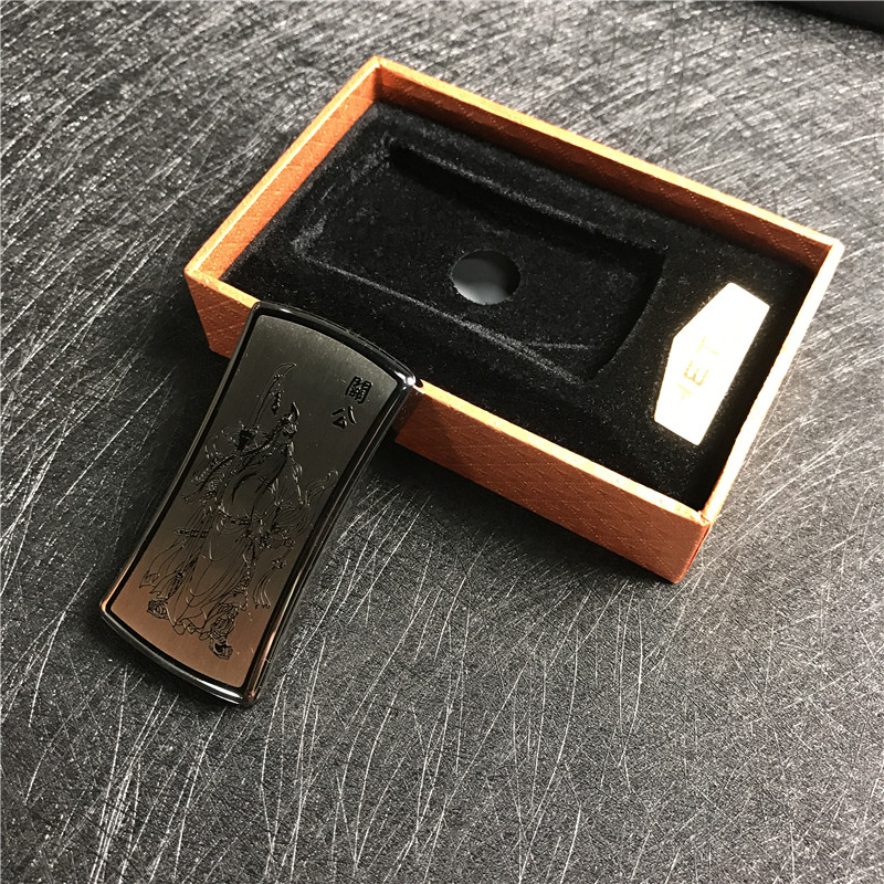 便携防风金属打火机小巧时尚创意打火机点烟器2