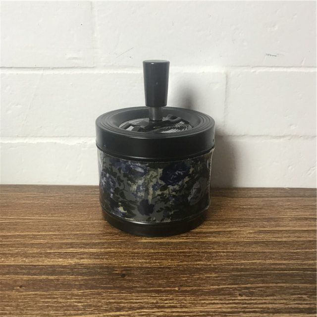 时尚创意便携烟灰缸