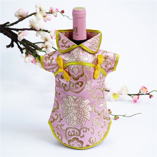 中国特色刺绣古典公主酒套 送礼自用高档袋子 GJ