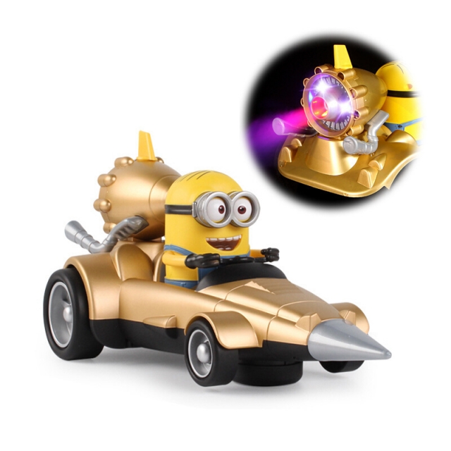 小黄人电动卡通喷雾万向车撞击感应自动转向儿童玩具车