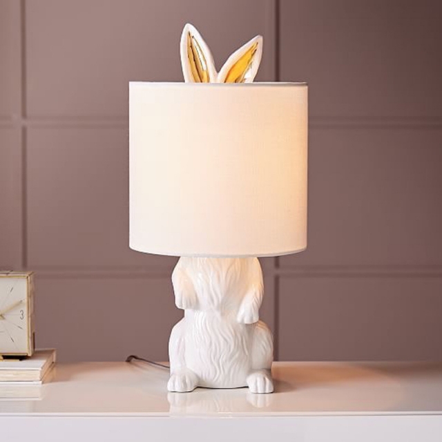 现代白色树脂可爱动物兔子创意样板间儿童房女孩房床头装饰台灯