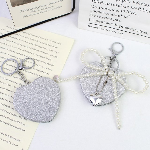 [胜雅] 银闪爱心迷你化妆镜随身携带折叠镜子钥匙扣饰品包包挂件