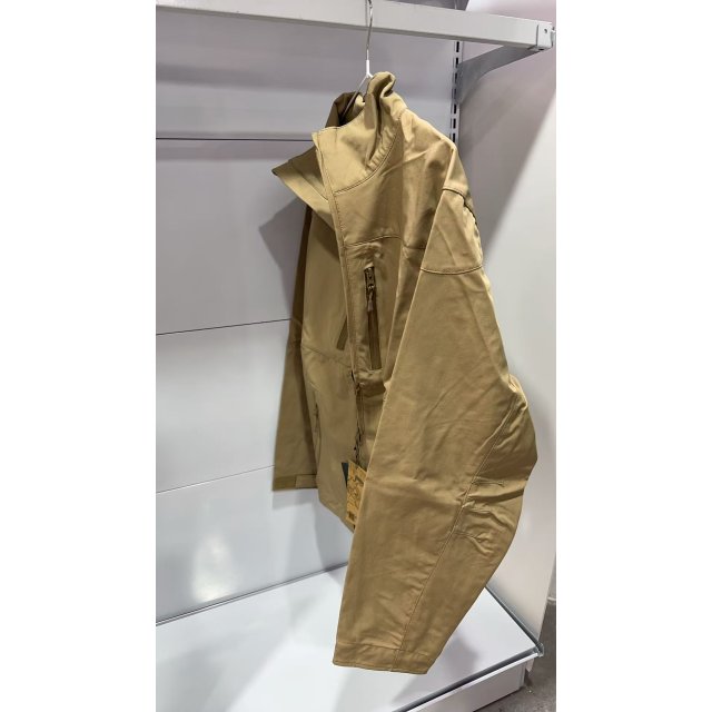 [自营品牌] 秋冬防风保暖外套