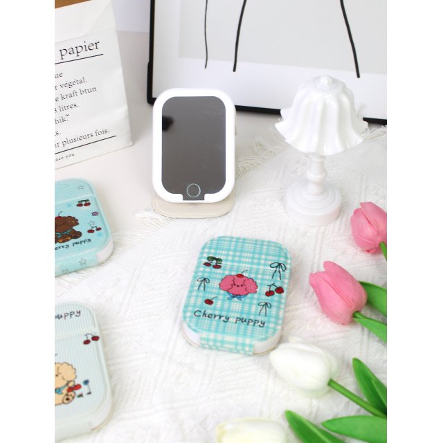 [] 樱桃小狗桌面镜子化妆镜带灯折叠翻盖led补妆镜便携学生宿舍镜子