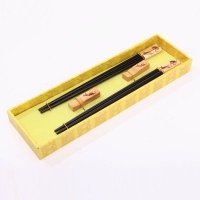 创意礼品鲤鱼图案木雕筷子家用木属工艺雕刻筷配礼盒D2-013