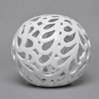 简约现代新古典白色陶瓷镂空藤蔓圆花球摆件 家居家具软装饰品摄影道具XG2908